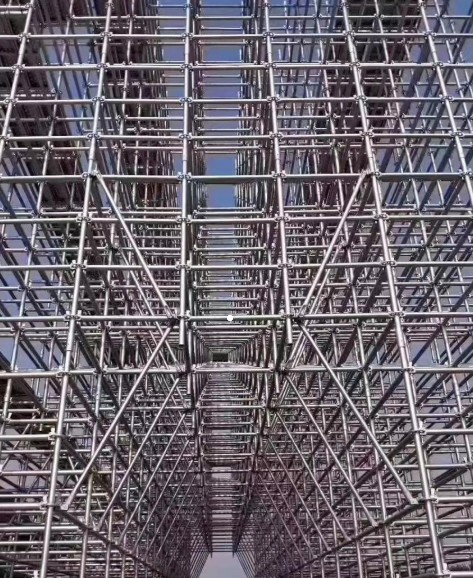 盤扣式腳手架搭建中怎麽保證